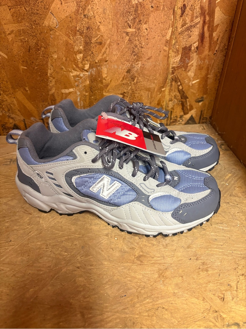 New Balance Women’s 472 Light Blue and Gray Sneakers NEW